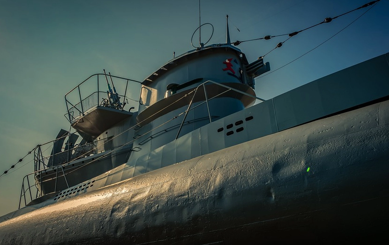 2040 — Marine Hardware and Hull Items