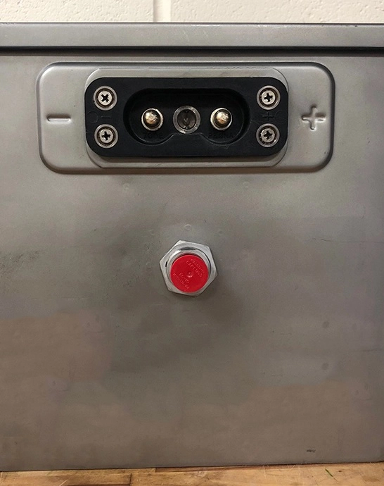 03 31 07 Battery Box